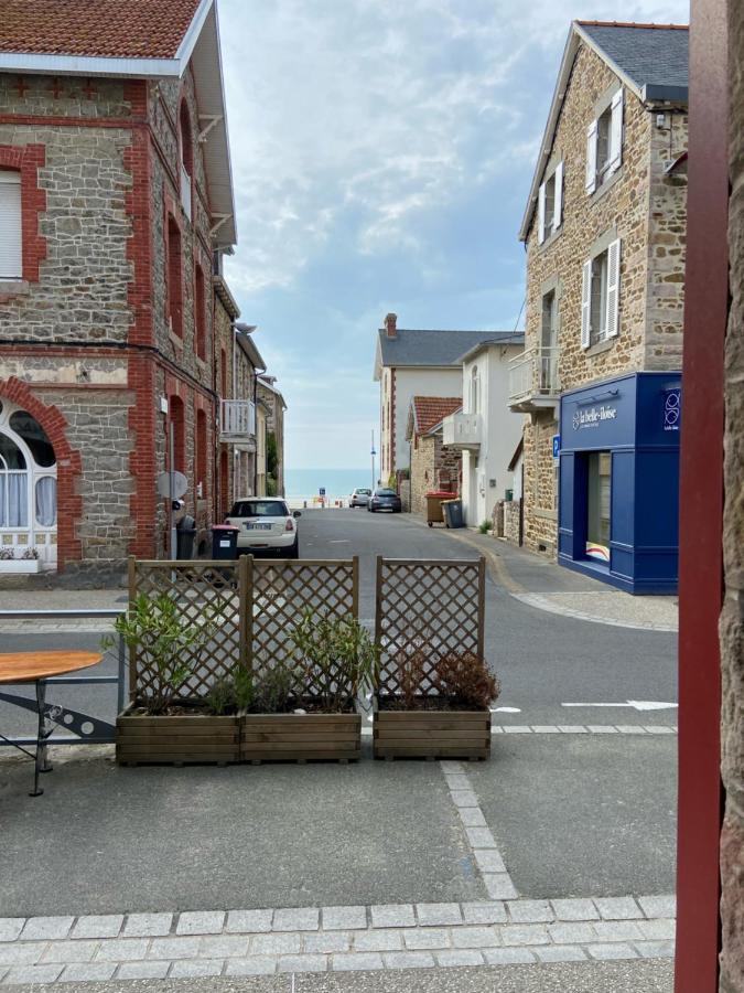Charmant Studio A Deux Pas De La Plage De プレヌフ・ヴァル・アンドレ エクステリア 写真